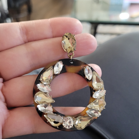 INC International Concepts Tortoise Resin Crystal Embellished Bold Earrings - Picture 4 of 7